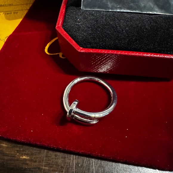 Silver Nail Twist Ring - Picture 4 of 7